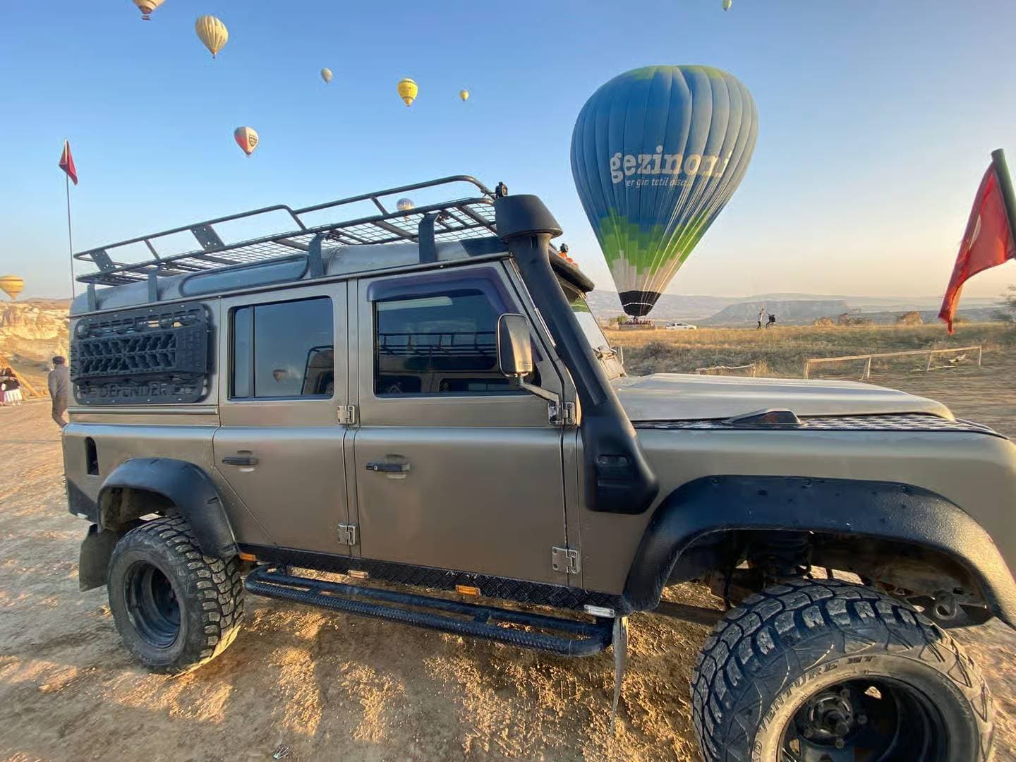Safari cu jeepul în Cappadocia – Aventuri la răsărit, în timpul zilei și la apus