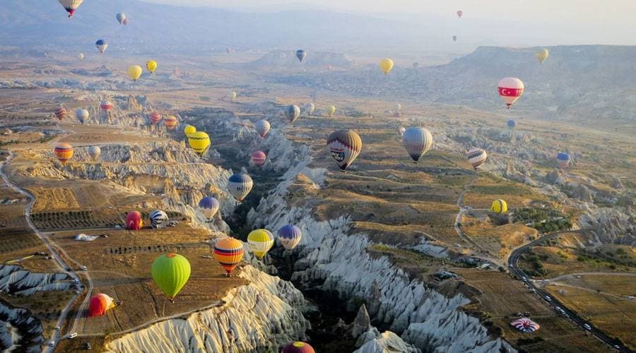 Sunrise Balloon Watching Tour