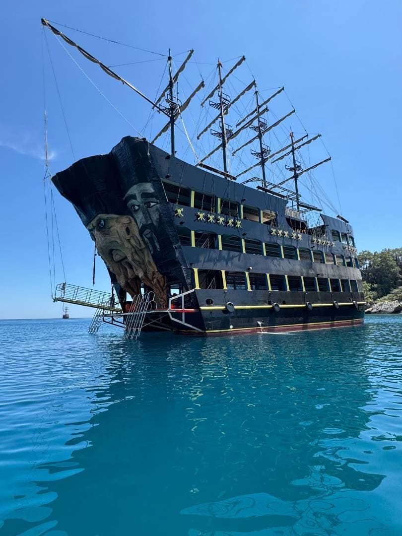 Pirate Boat Tour with Red Dragon from Kemer